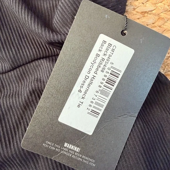 NWT PRETTYLITTLETHING Halter Dress - Picture 3 of 5